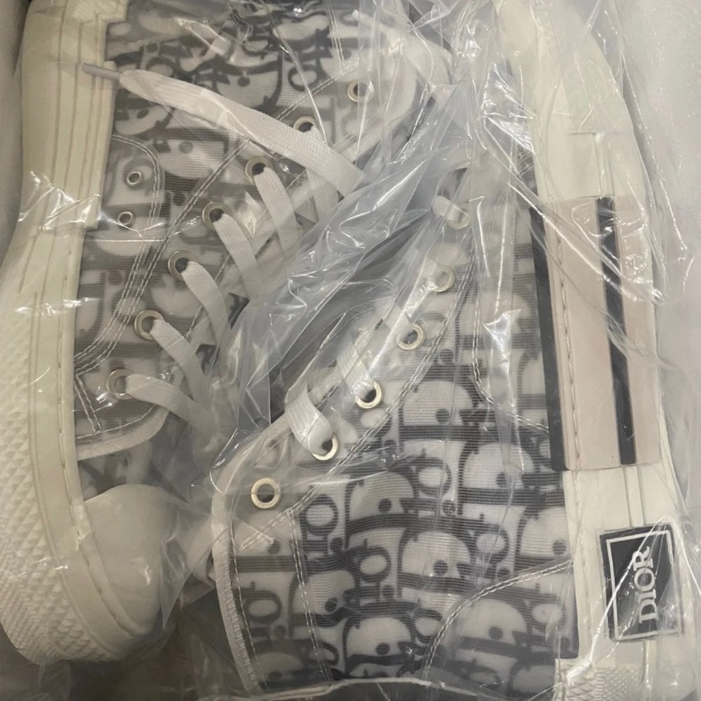 Dior B23 high